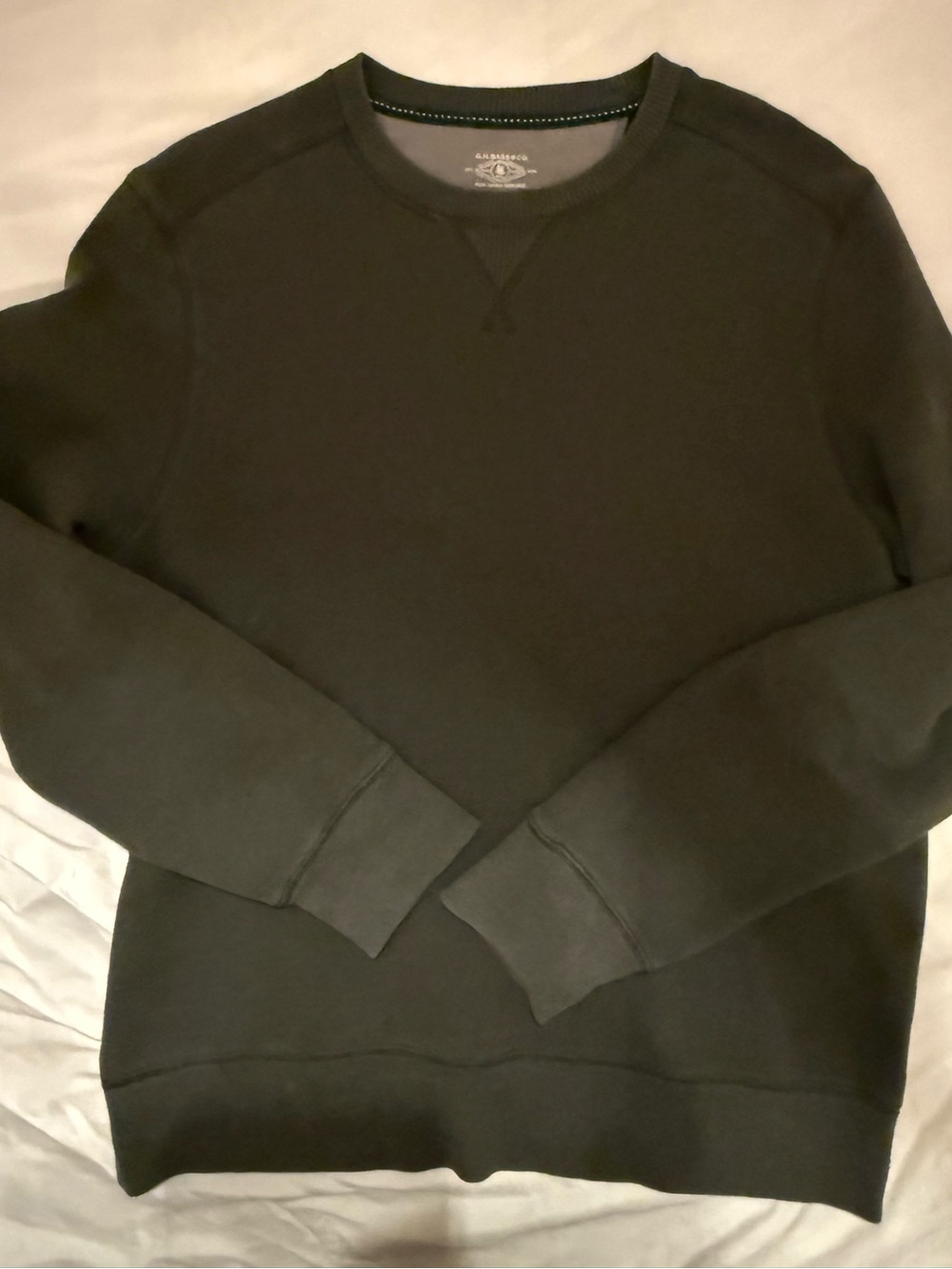 G.H. Bass & Co. Olive Green Crewneck Sweatshirt